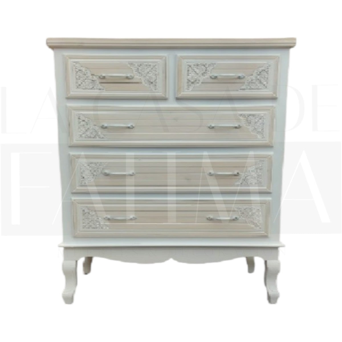 Cómoda Provenzal con Diseños Tallados