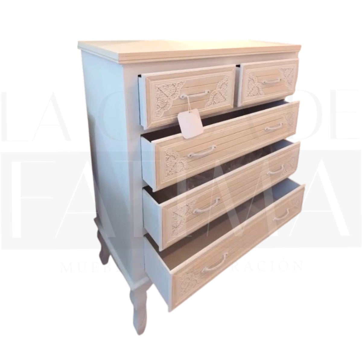 Cómoda Provenzal con Diseños Tallados