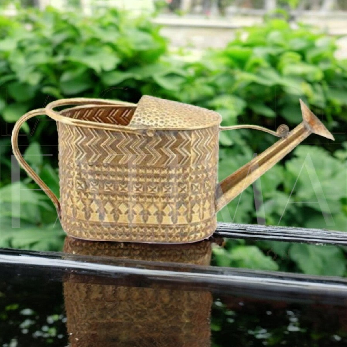 Regadera Metálica Tallada