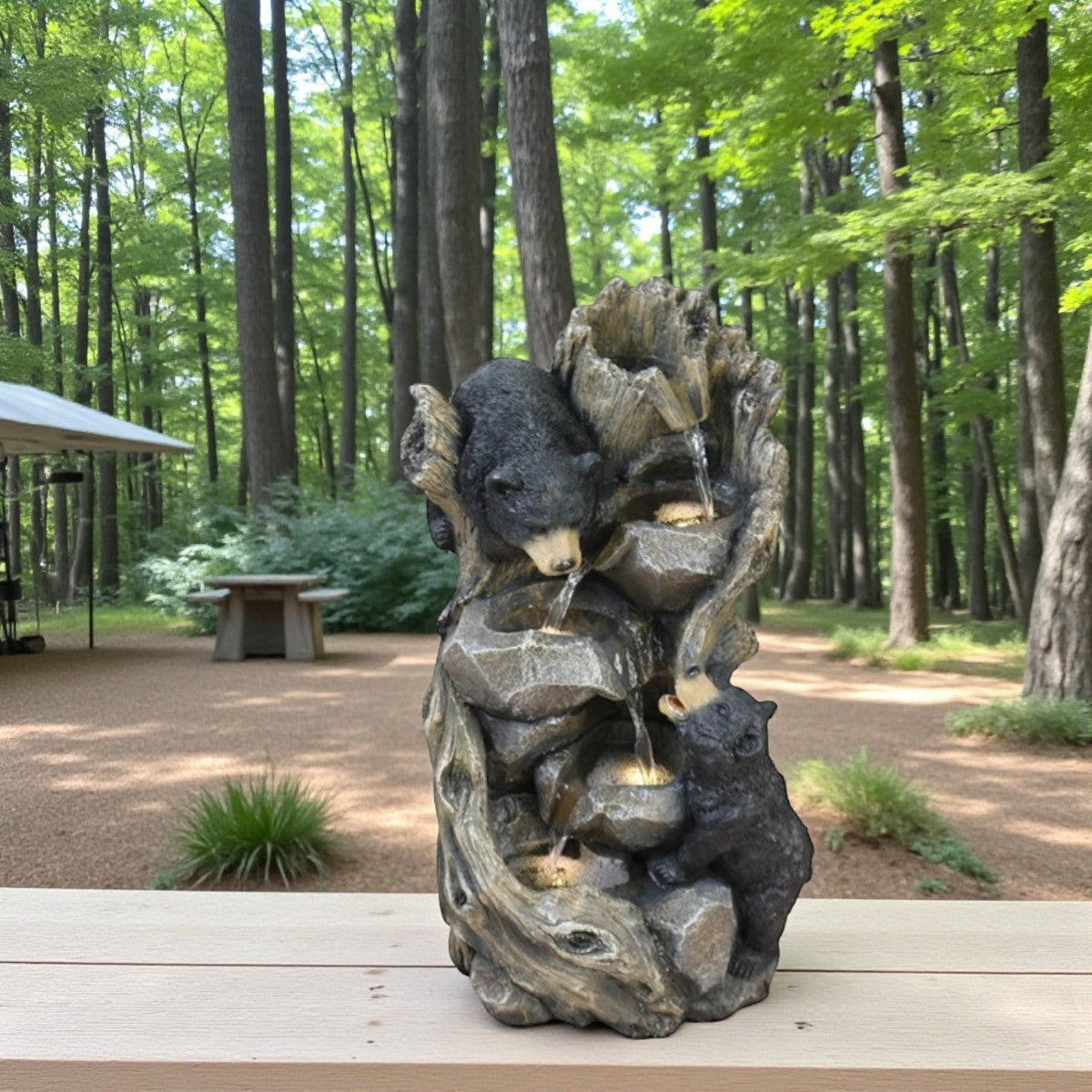 Fuente de Agua Osos Pardos