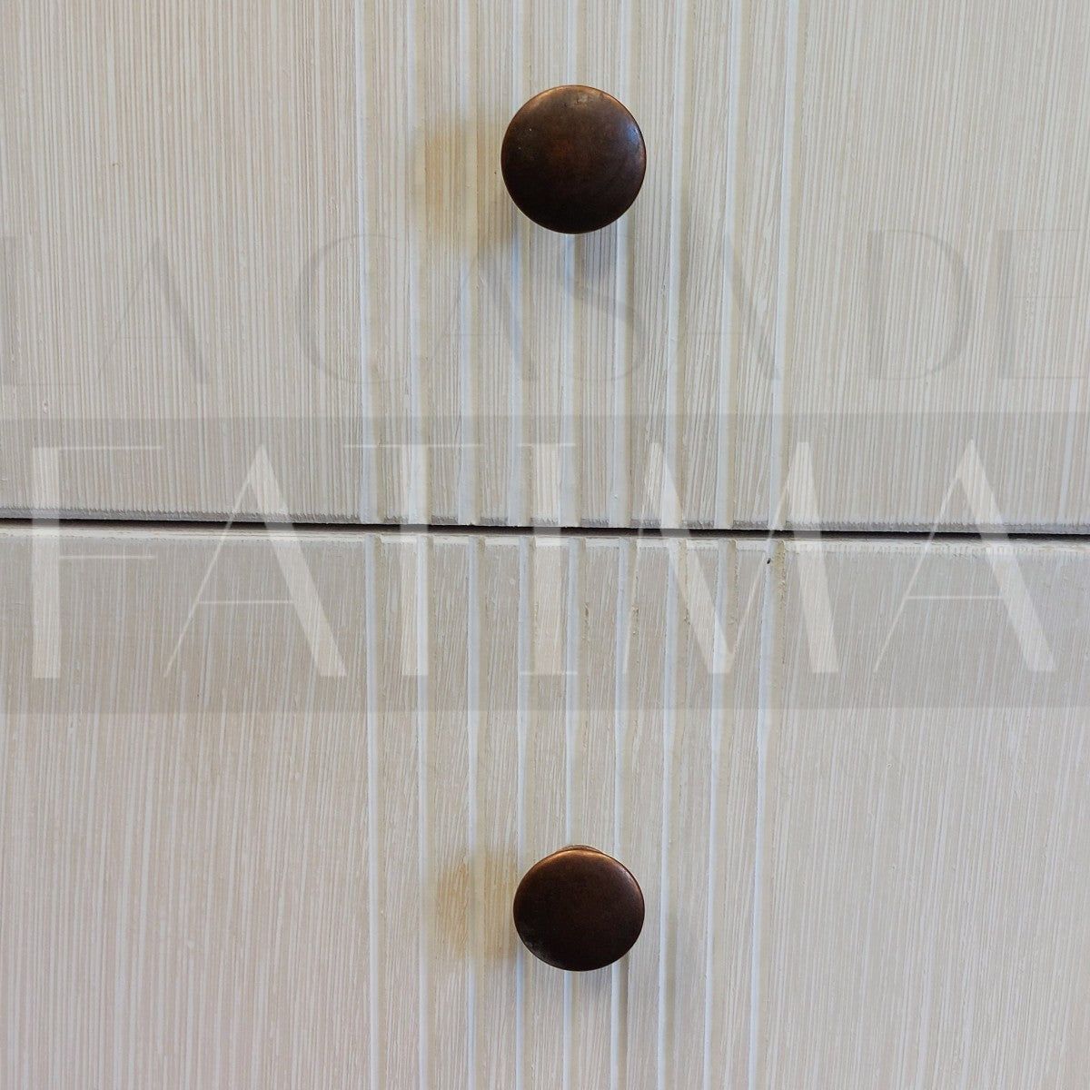 Velador Blanco Vintage 3 cajones