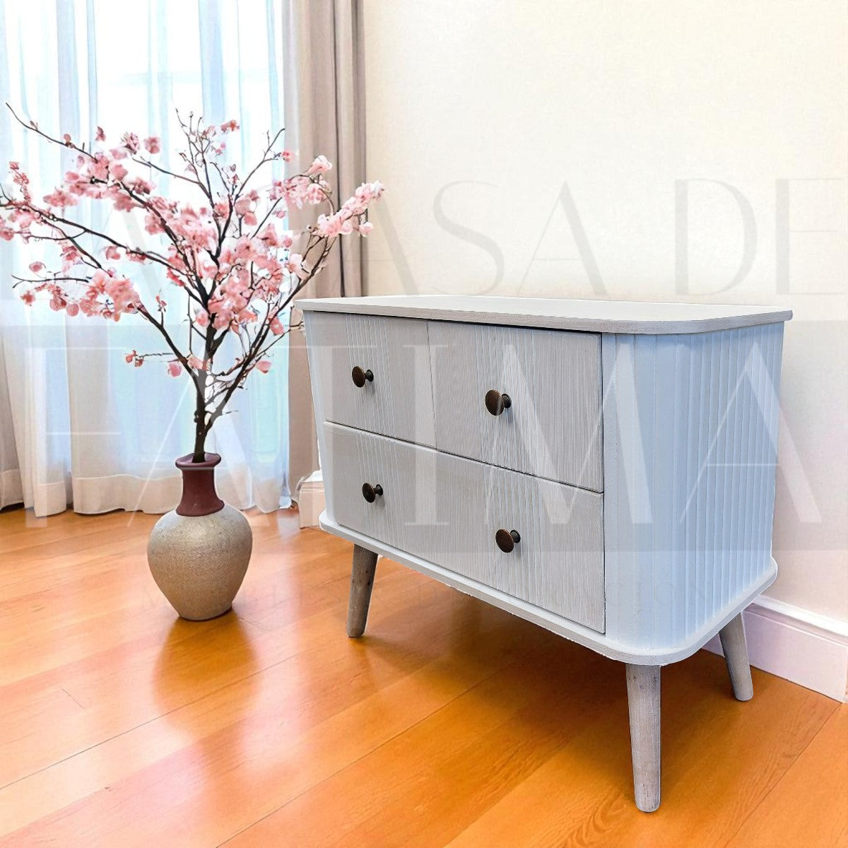 Velador Blanco Vintage 3 cajones