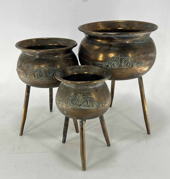 Set 3 Macetas Metálicas con Pedestal