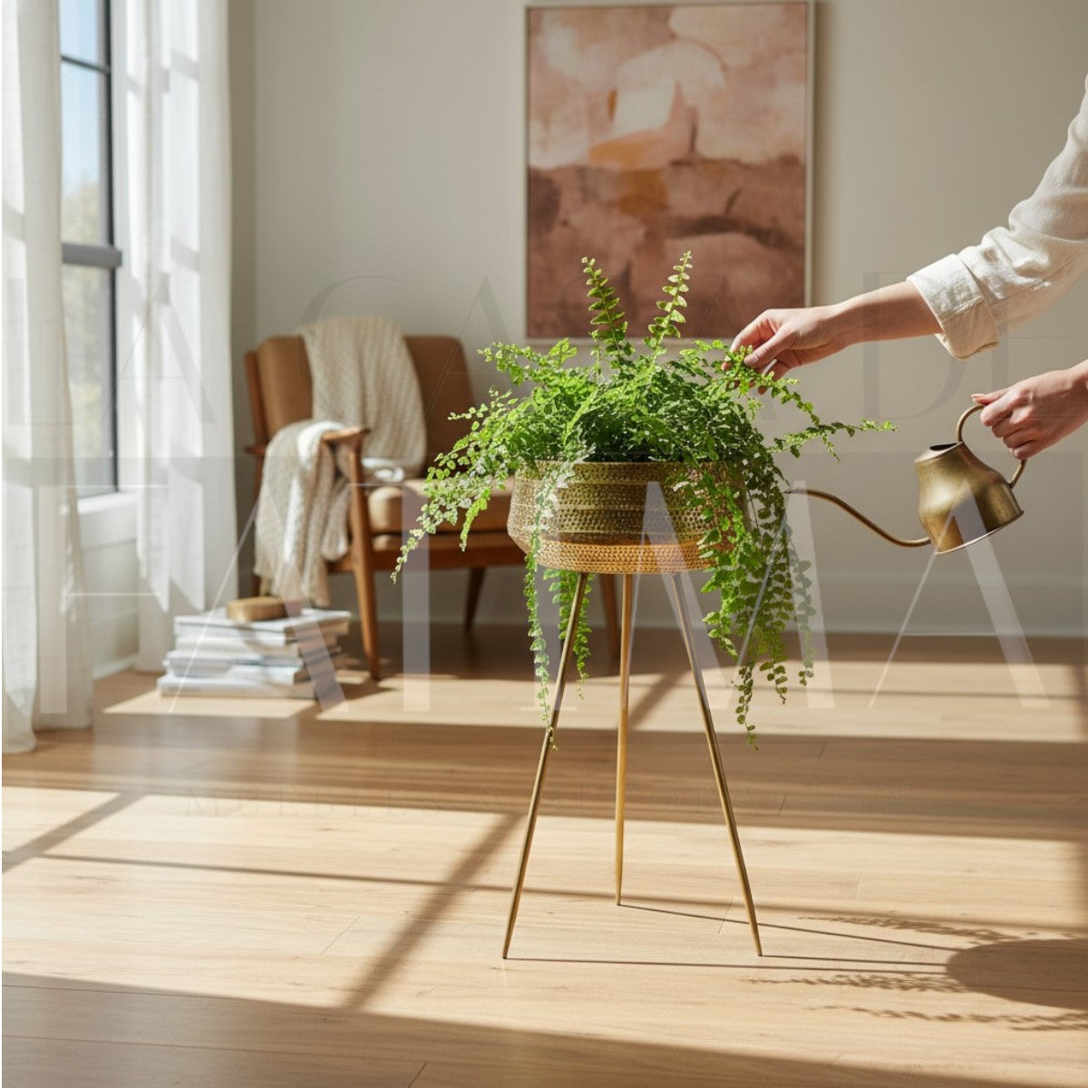 Maceta Martillada con Pedestal