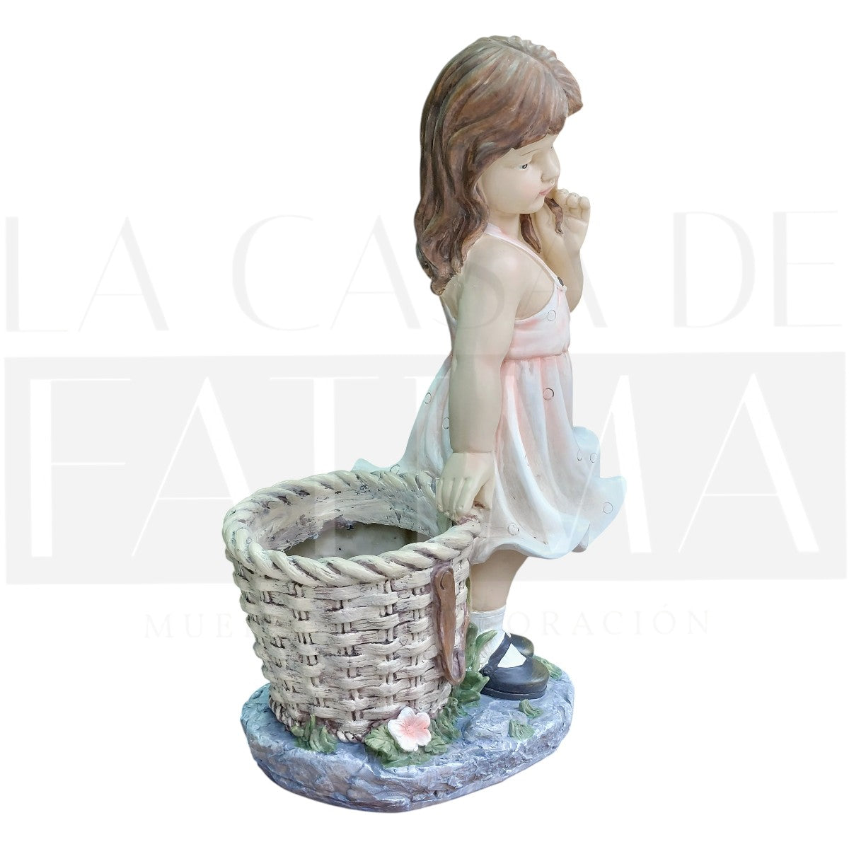 Macetero Niña con Canasto