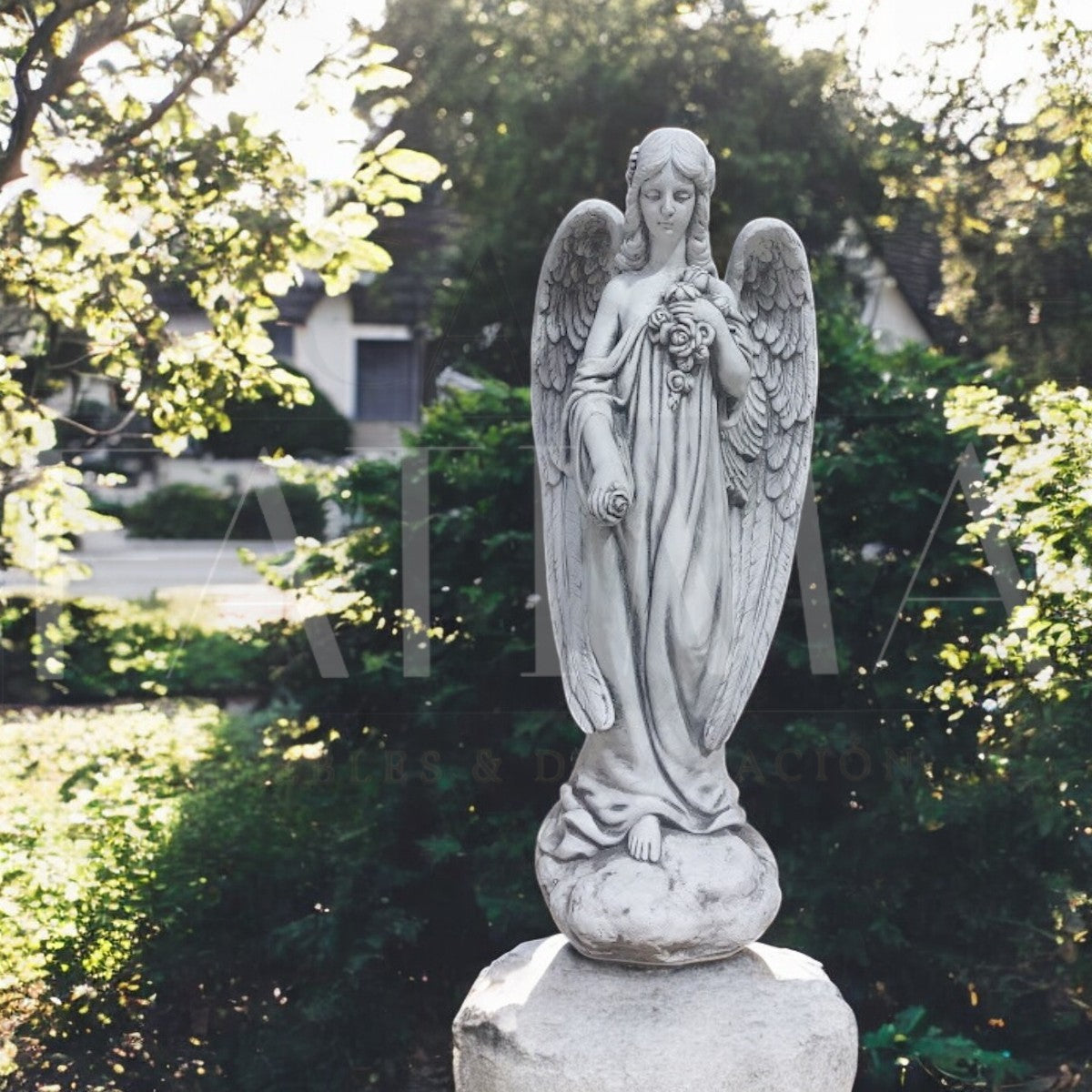 Figura Ángel con rosas