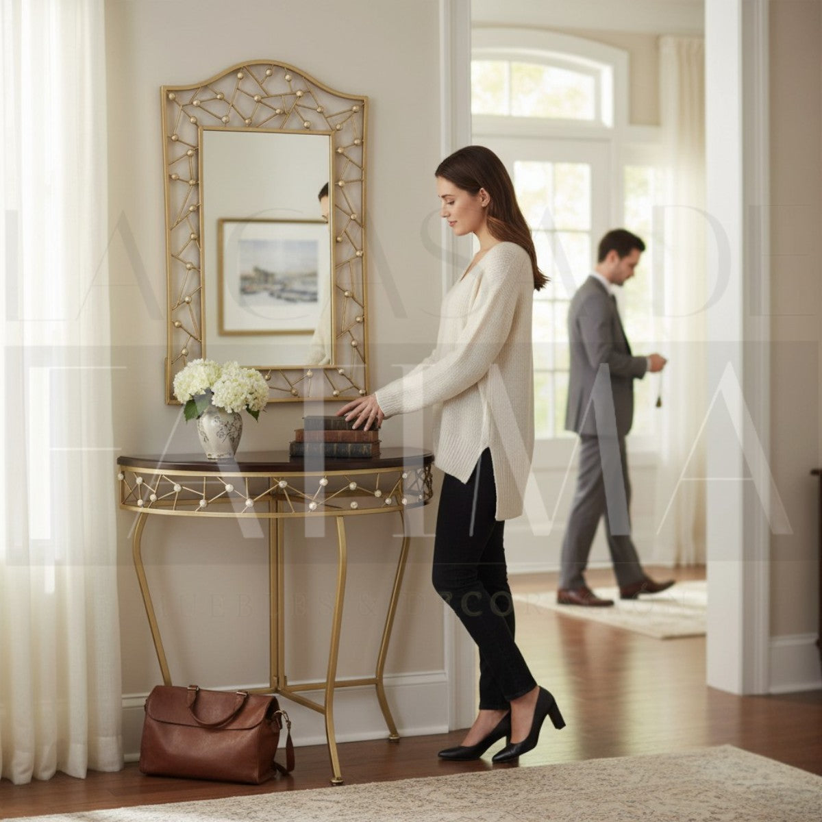 Set de Arrimo Medialuna y Espejo Medialuna Dorado