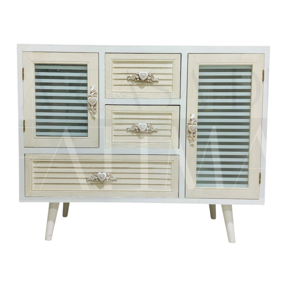 Buffet Vintage 2 Puertas Tiradores Corazón
