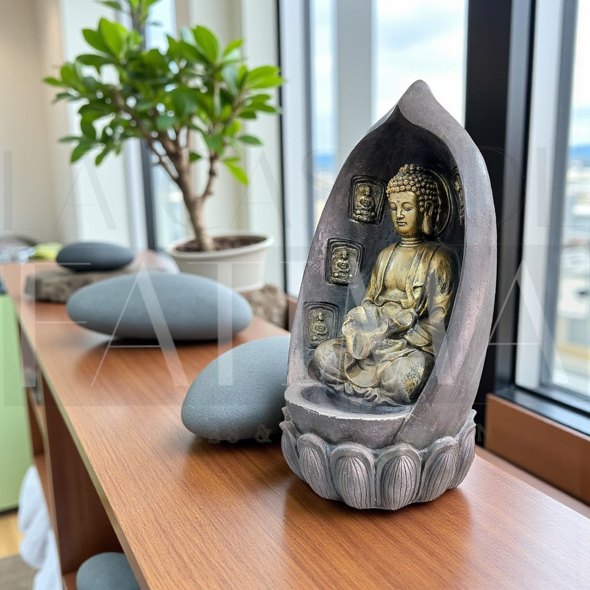 Fuente de Agua "Buda Loto"