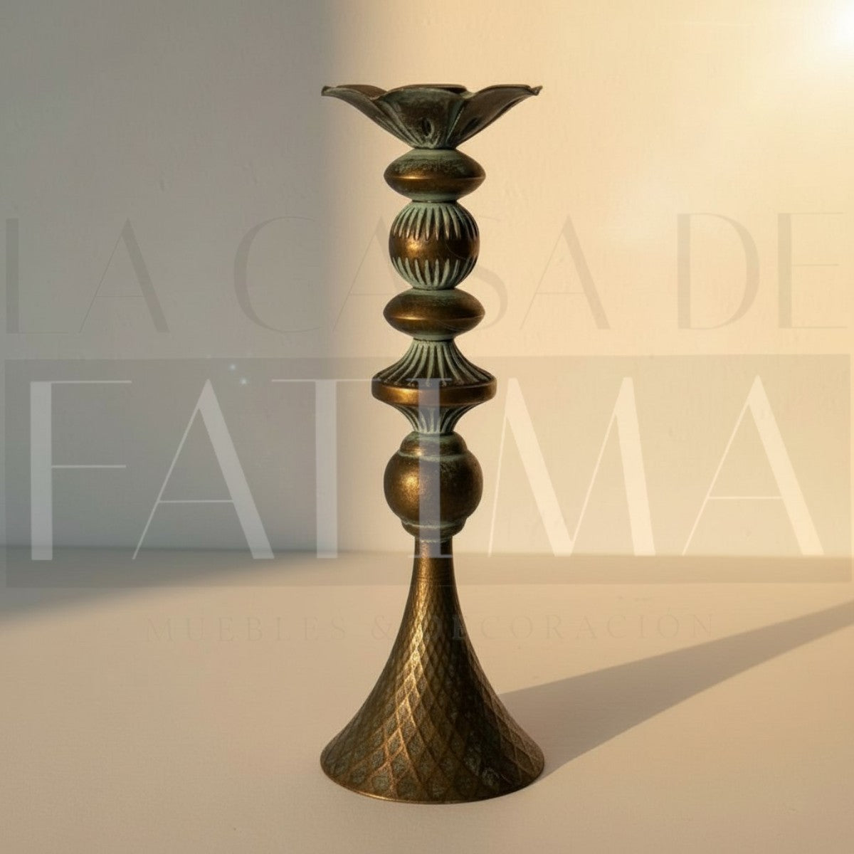 Candelabro Metálico color Bronce 1 vela