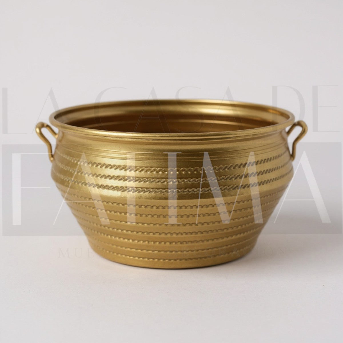 Maceta Martillada Metálica Dorada con asas
