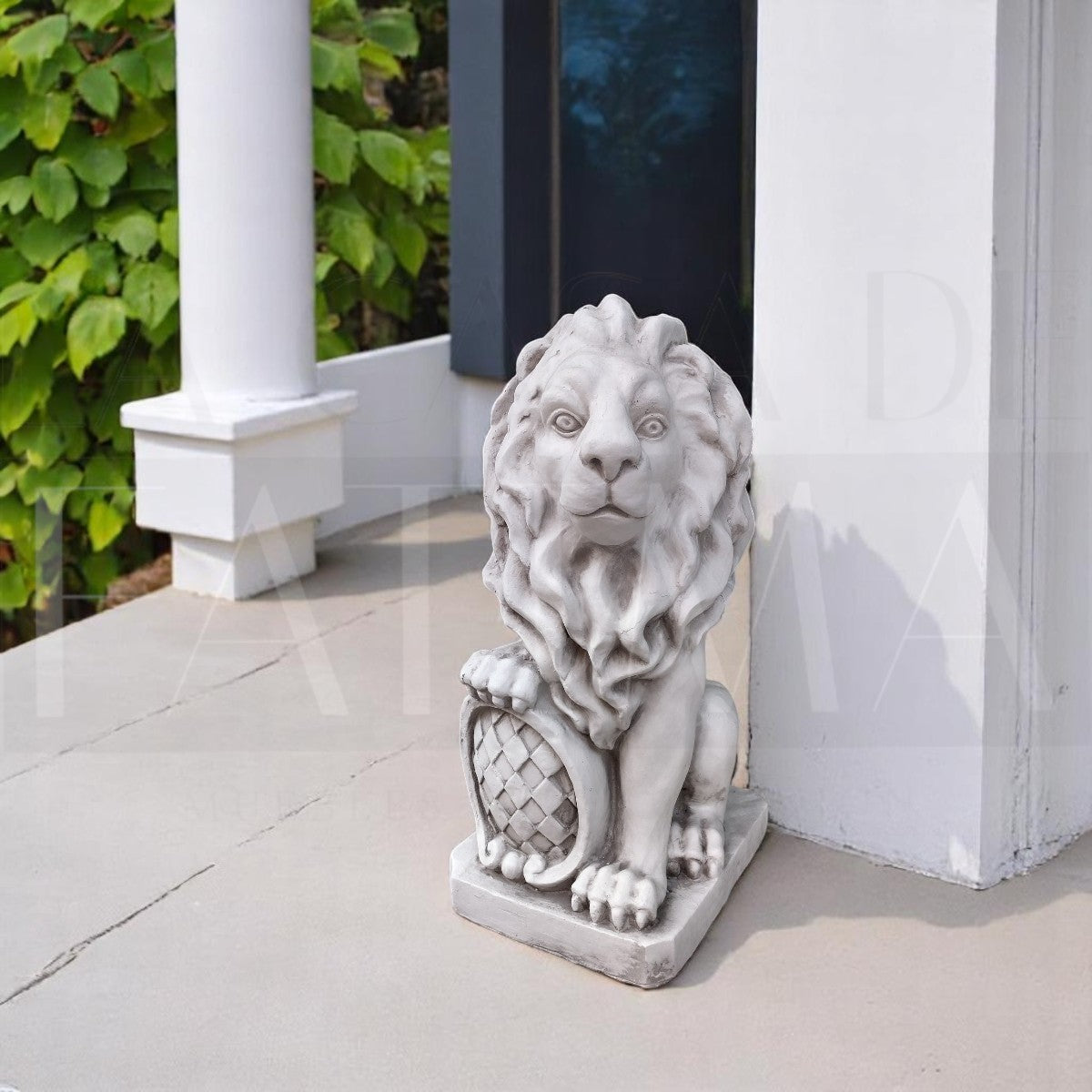 Figura León con Escudo